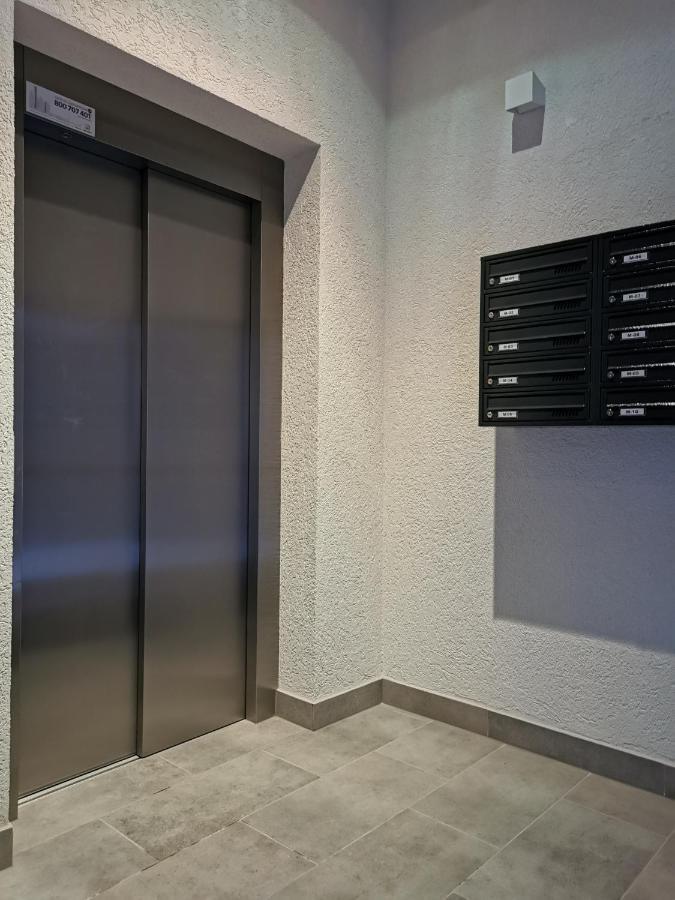 Apartament Raciborska 1 Krasków Eksteriør bilde